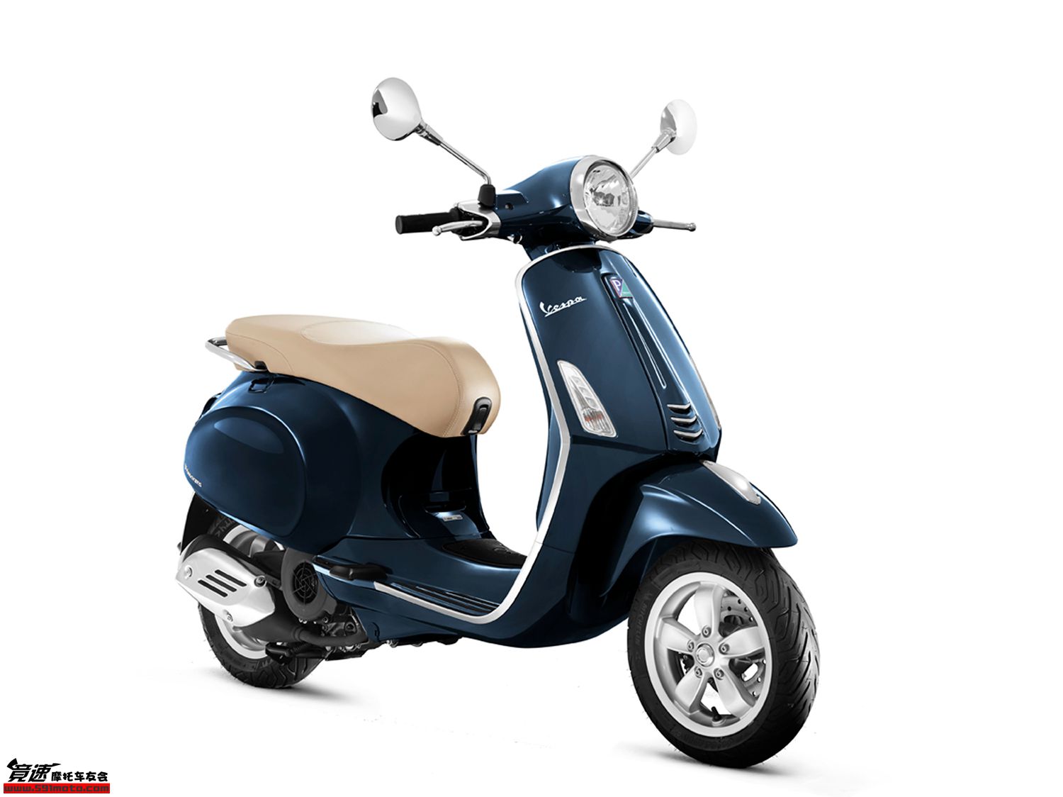 vespa primavera blu.jpg