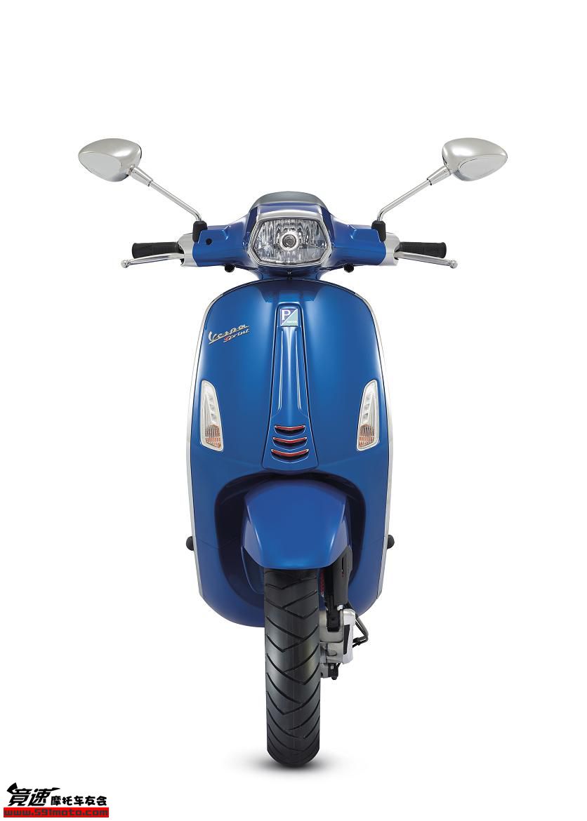 010 Vespa Sprint.jpg