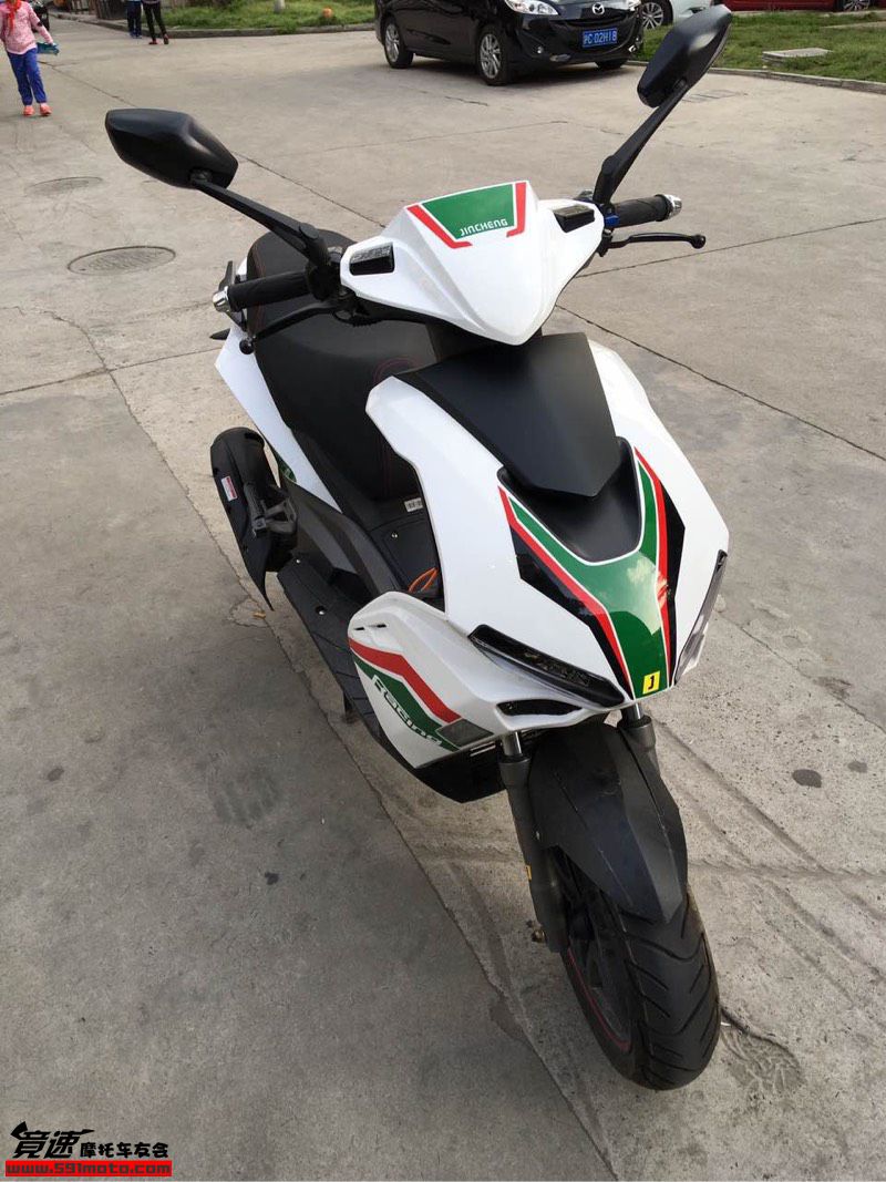 代友出车金城意塔杰特125cc,准新车!