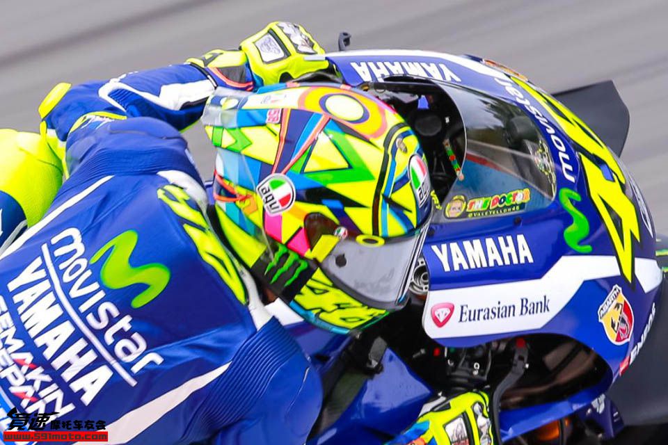 2016_AGV_Pista-GP_R_race_helmet_03.jpg