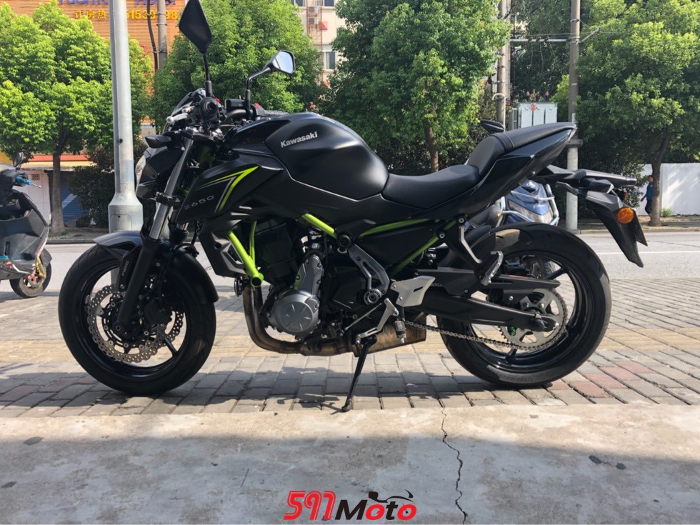 18年大贸川崎z650