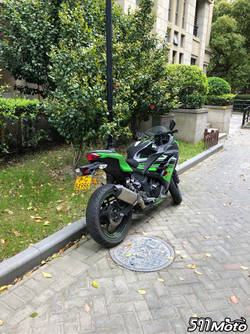 201325k2y110zlc4zlwg47.jpg