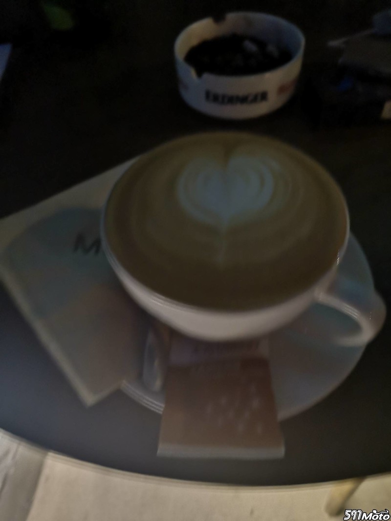 158954368752610_97.jpg