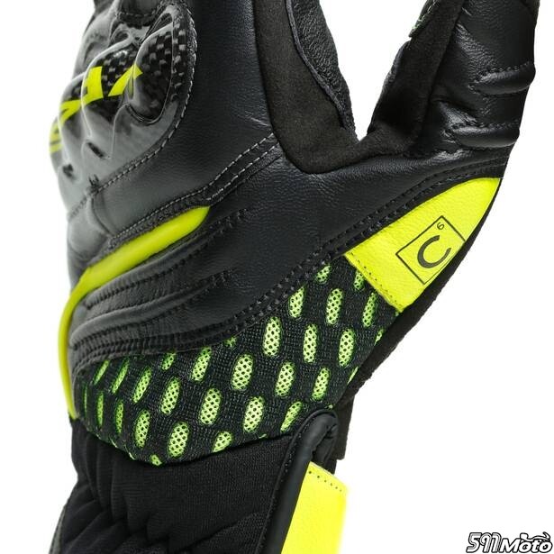 vr46-sector-short-gloves (8).jpg