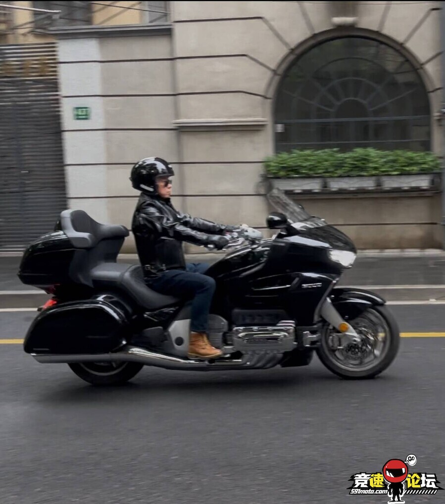 1745291106619399746.jpg