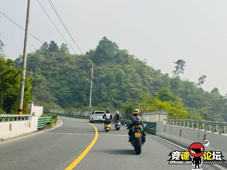 ΢ÐÅͼƬ_20250430210543 ¿½±´.jpg ΢ÐÅͼƬ_20250430210543 ¿½±´.jpg