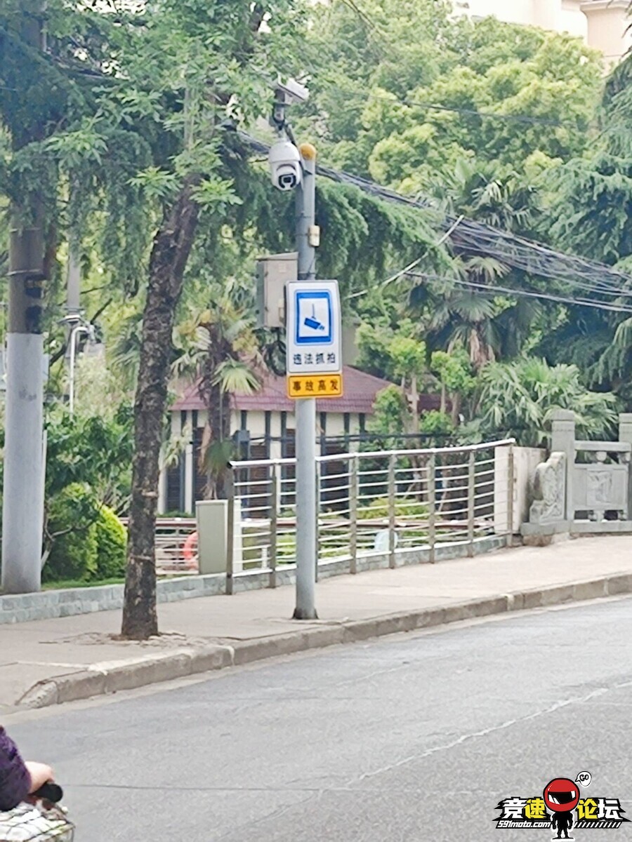 1746086467461681_474.jpg
