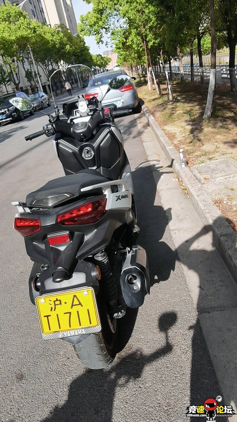 1746371839433790_11.jpg