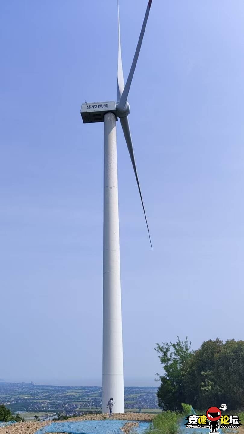 1746466810734765_513.jpg