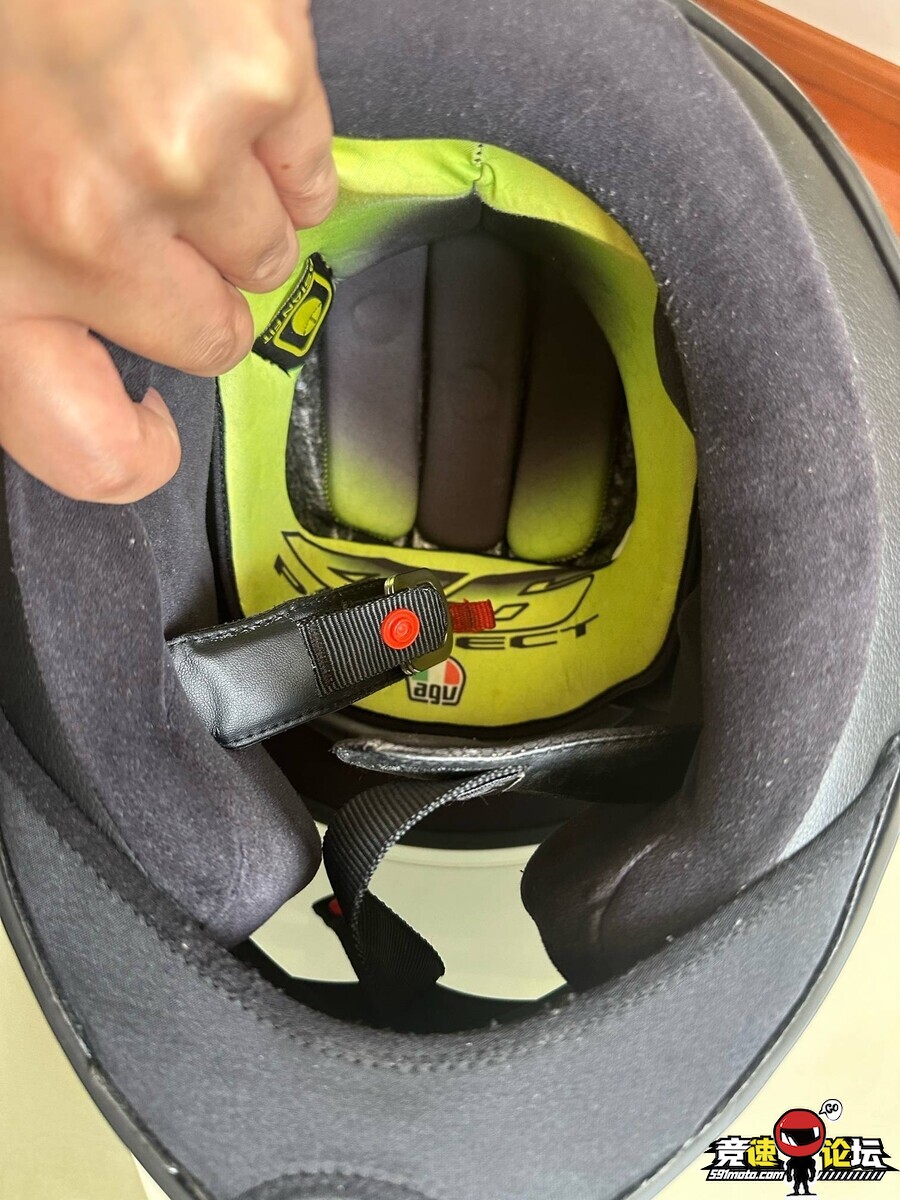 1747239792642041799.jpg