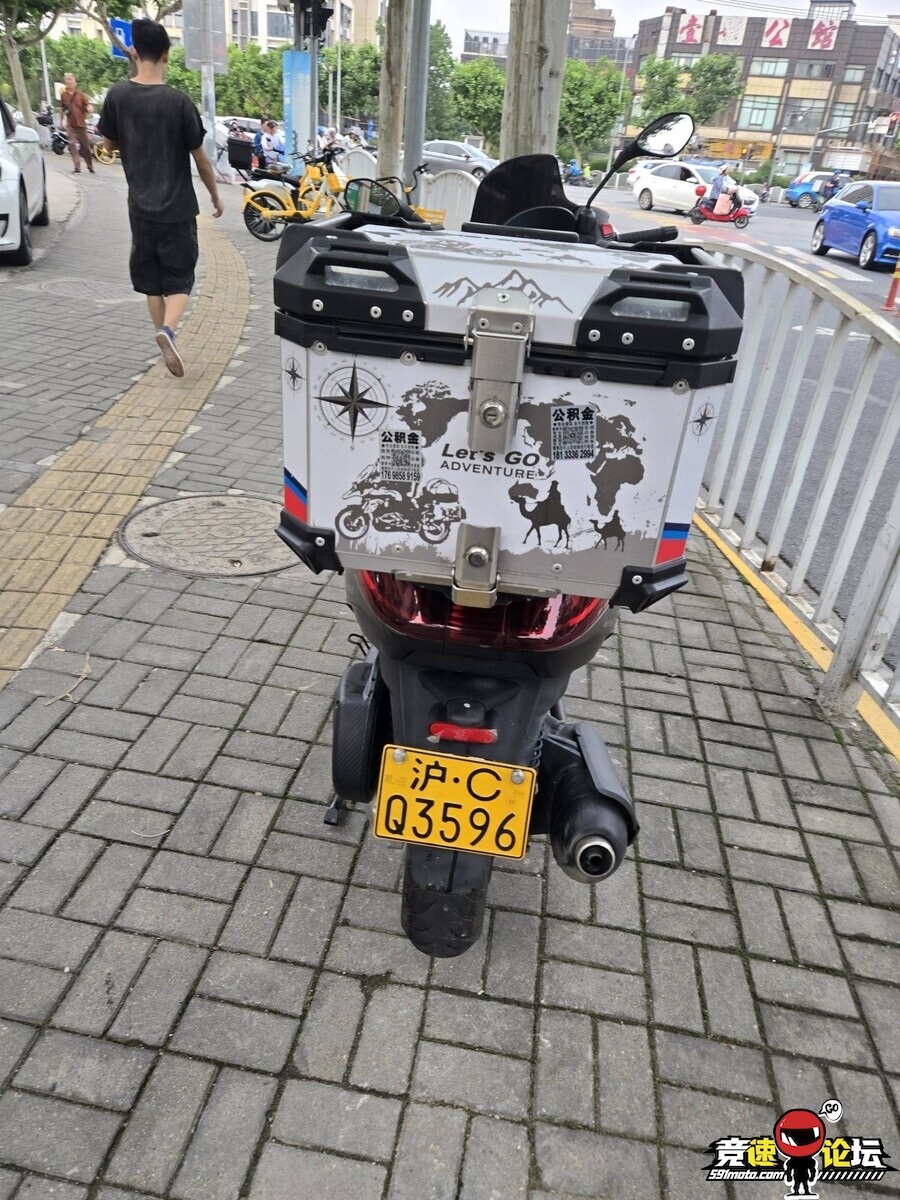 1748049153957746_306.jpg