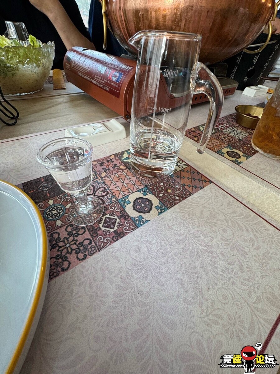 1748962675950435548.jpg
