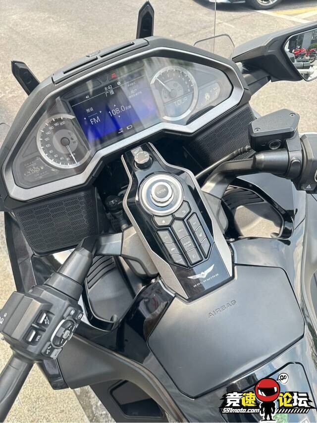 1756708422481704945.jpg