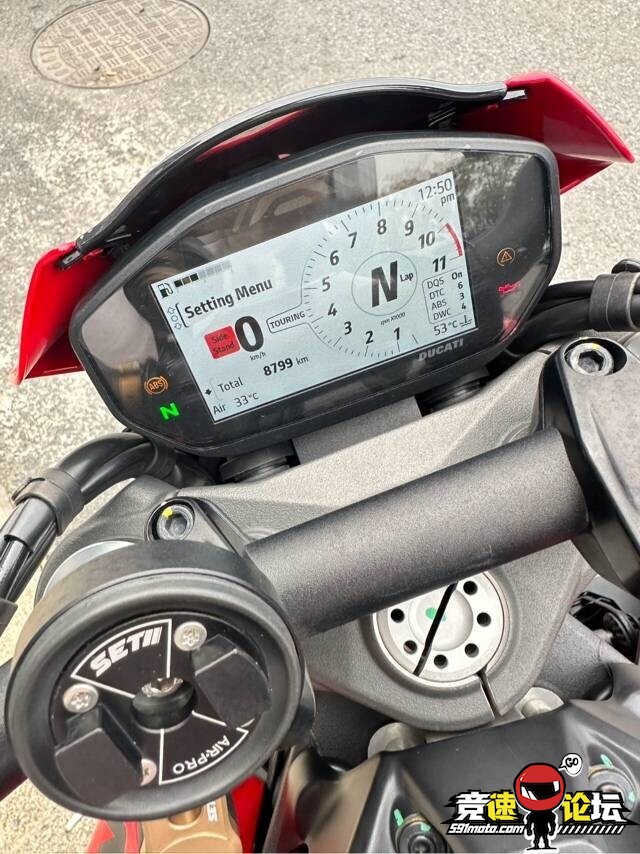 1759650636253360302.jpg