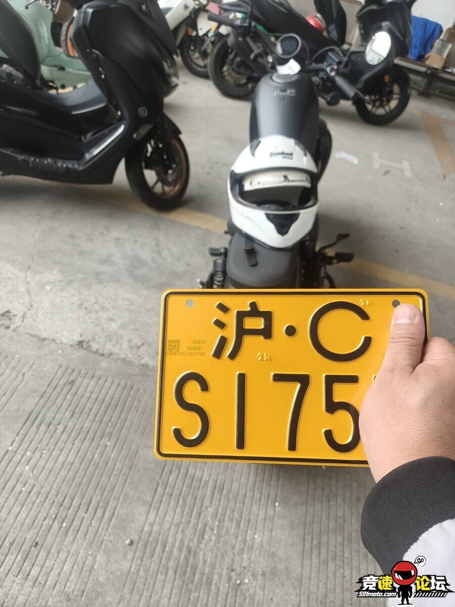 1761127911829730_278.jpg