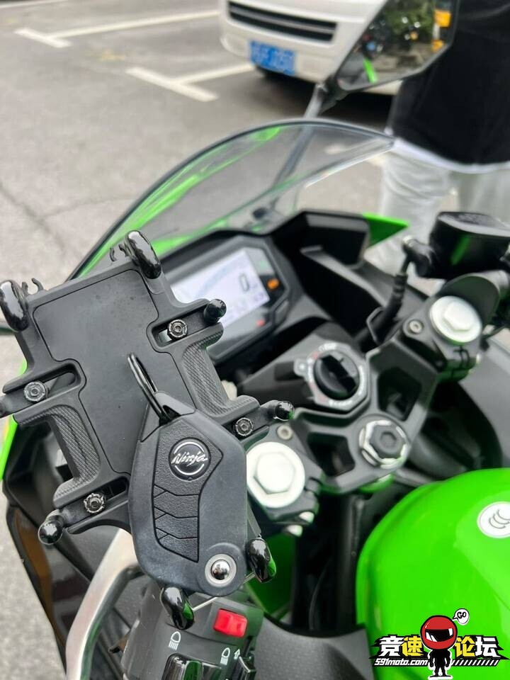 1762317830296161727.jpg