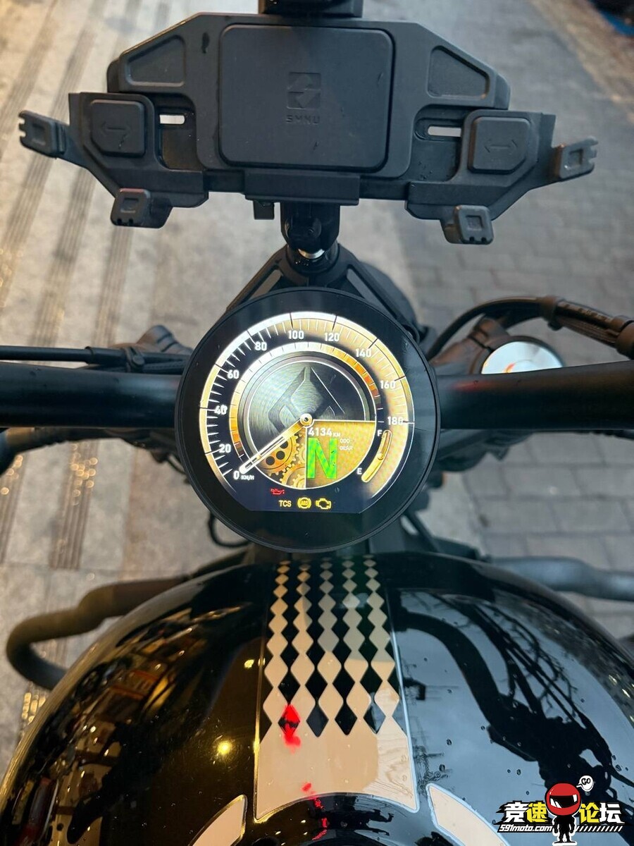 176663843607152490.jpg
