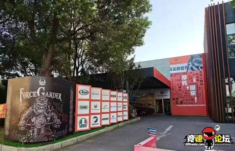 1781336602937155_114.jpg