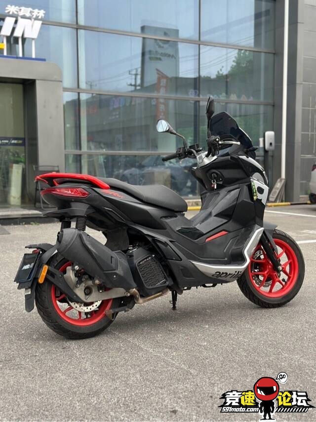 1781852779584358509.jpg