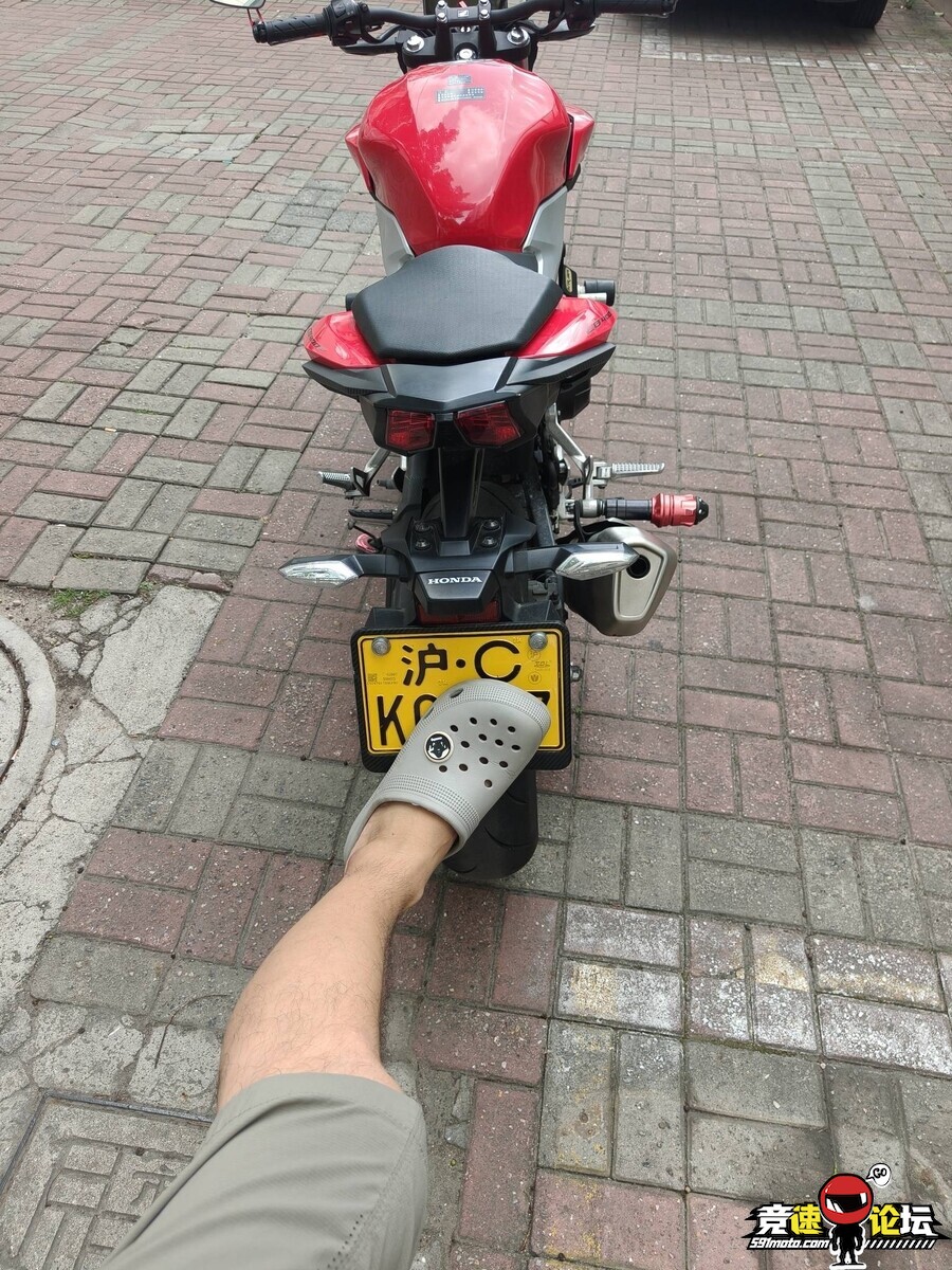 1786334558193744_770.jpg