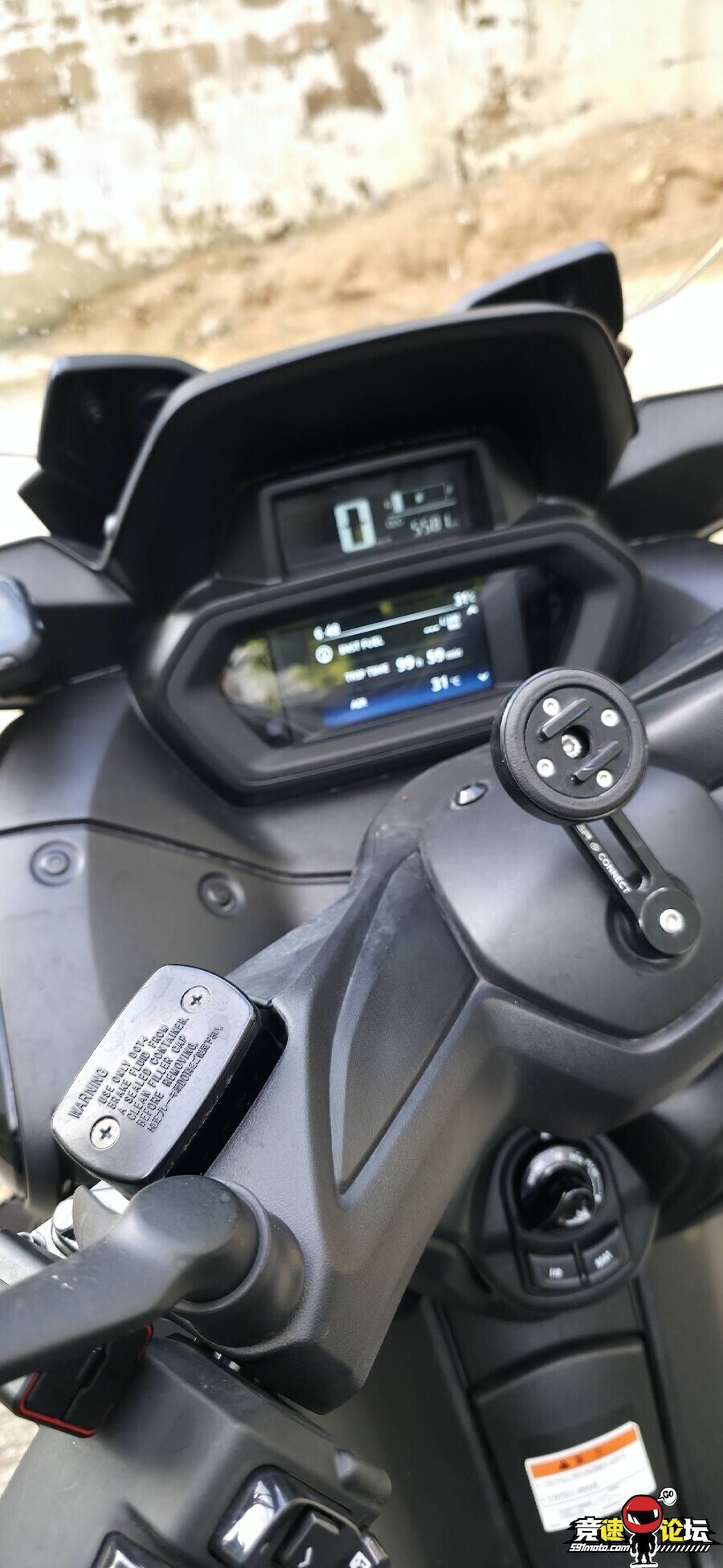 1787053423806819_328.jpg