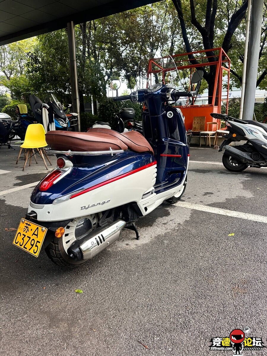 1788753127150057976.jpg