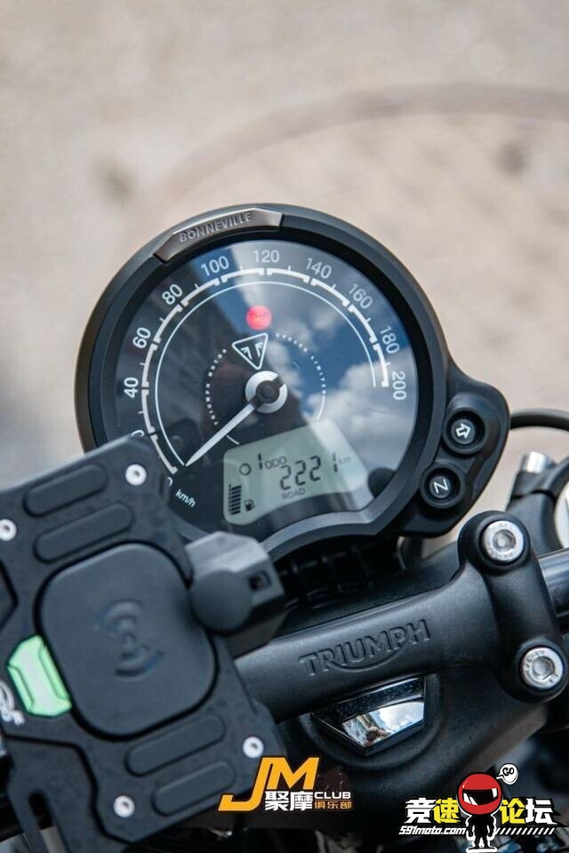 1788841381332072417.jpg