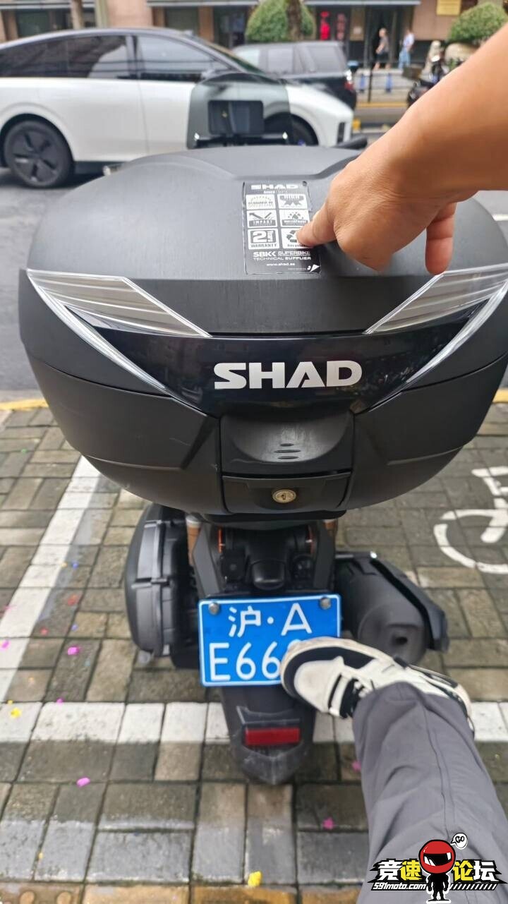 1790030797057484_493.jpg