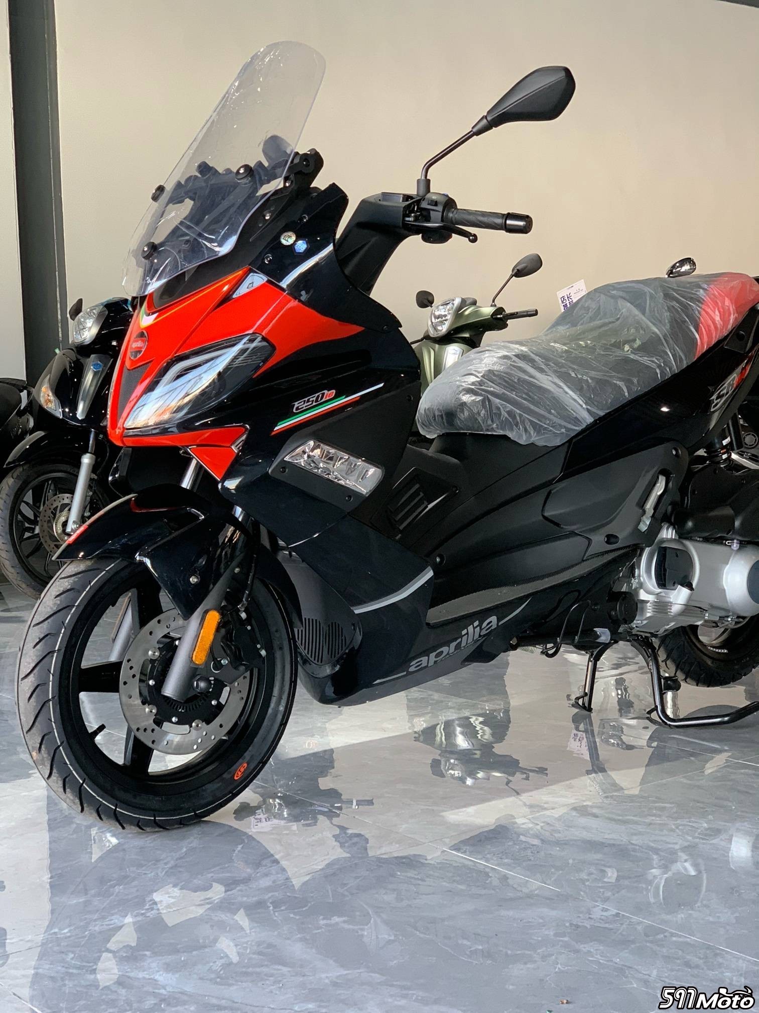 阿普利亚 (aprilia)sr max250 到货