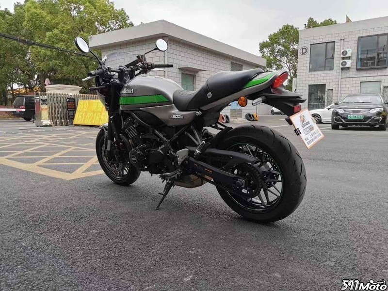 出售沪牌一手z900rs猪头版
