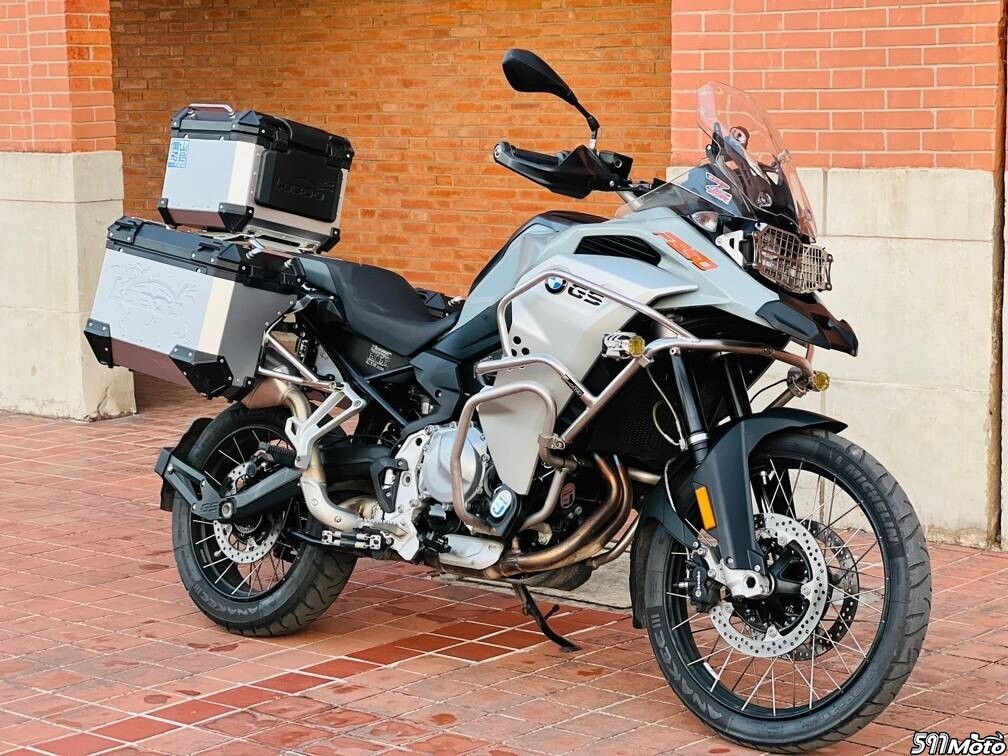 杨浦zmotor新到20年宝马850adv浙牌14000km