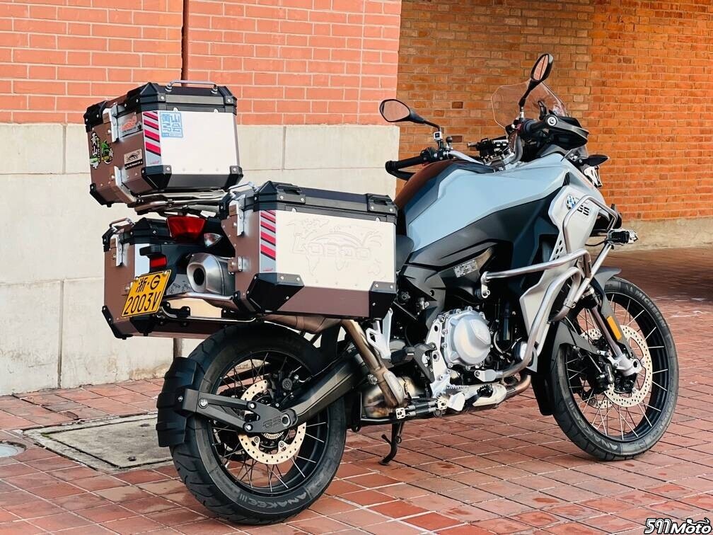 杨浦zmotor新到20年宝马850adv浙牌14000km